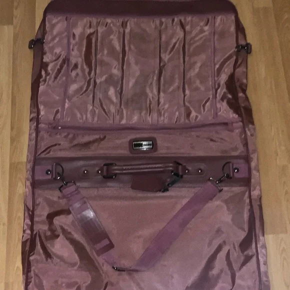 Travel bag - Picture 10 of 14